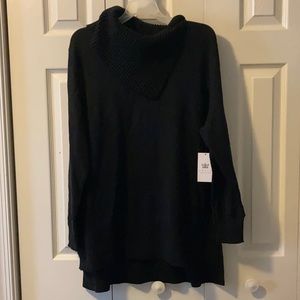 NWT Chaus Black Sweater Size L